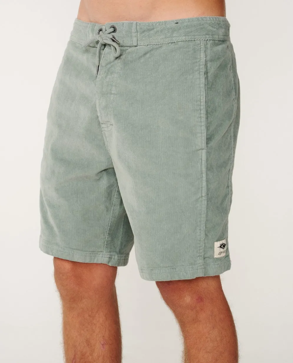 Classic Surf Cord 18" Walkshort