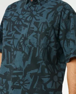 Liquid Trips Short Sleeve Shirt
