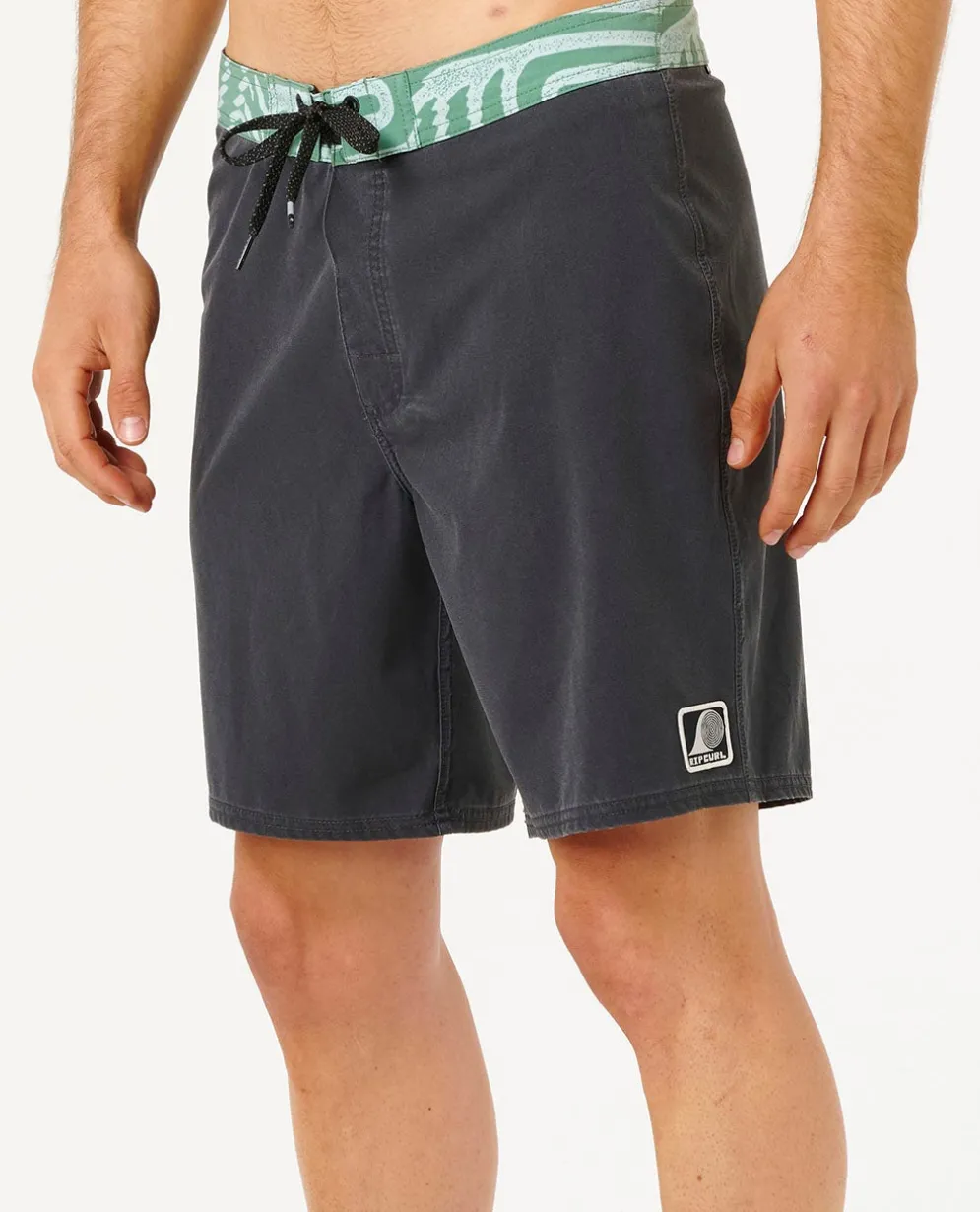Mirage Artist of the Search 19" Boardshort
