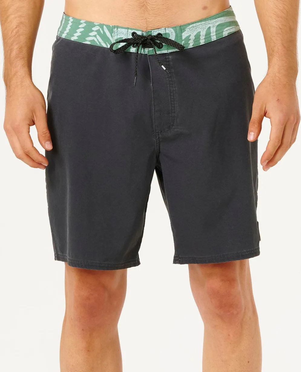 Mirage Artist of the Search 19" Boardshort