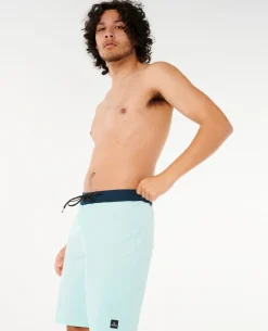 Mirage Core 20" Boardshort