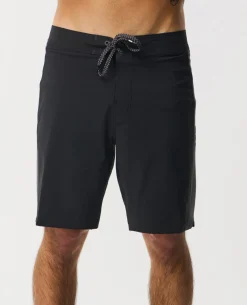 Mirage 3-2-One Ultimate 19" Boardshort